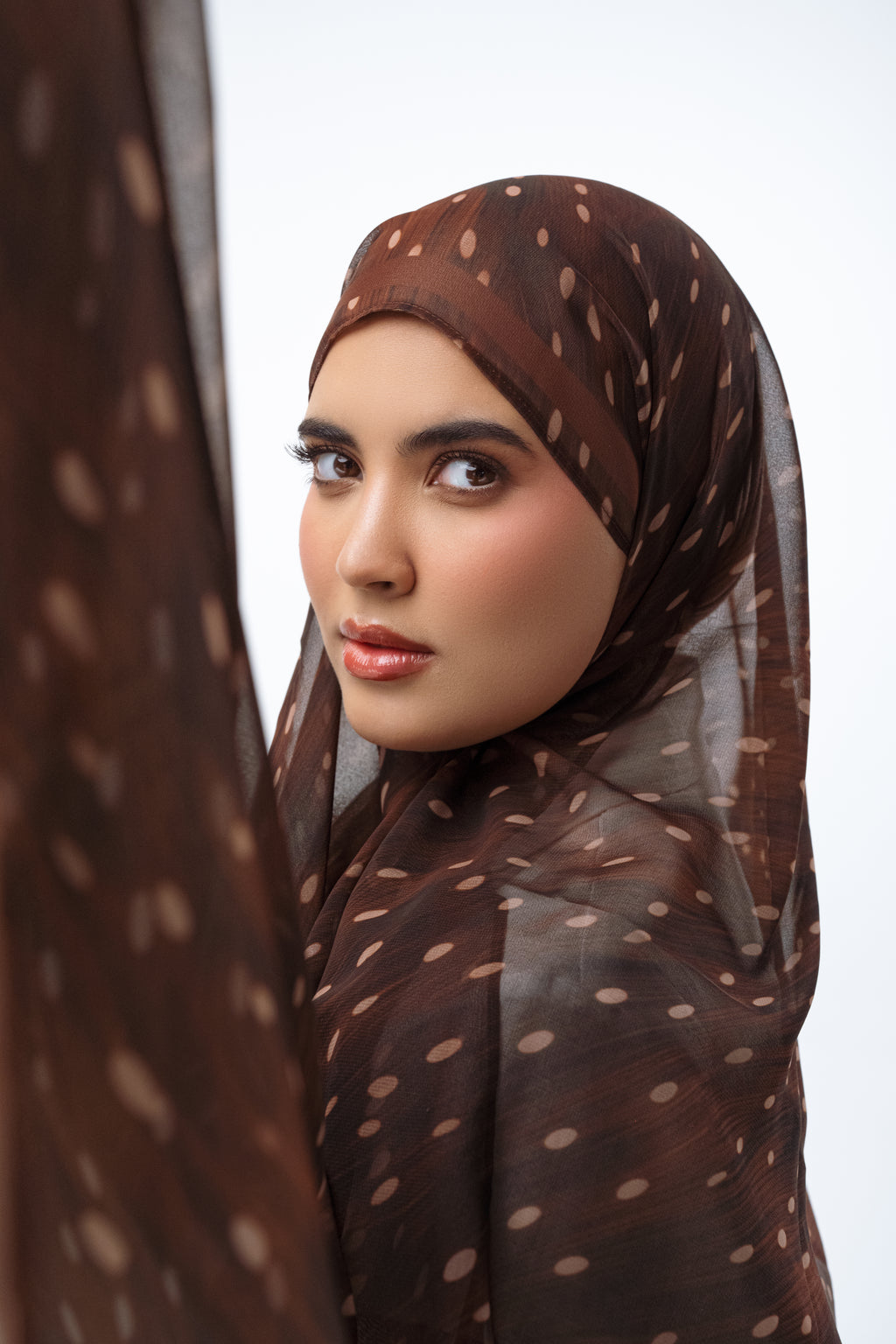 Brown Pearl Scarf
