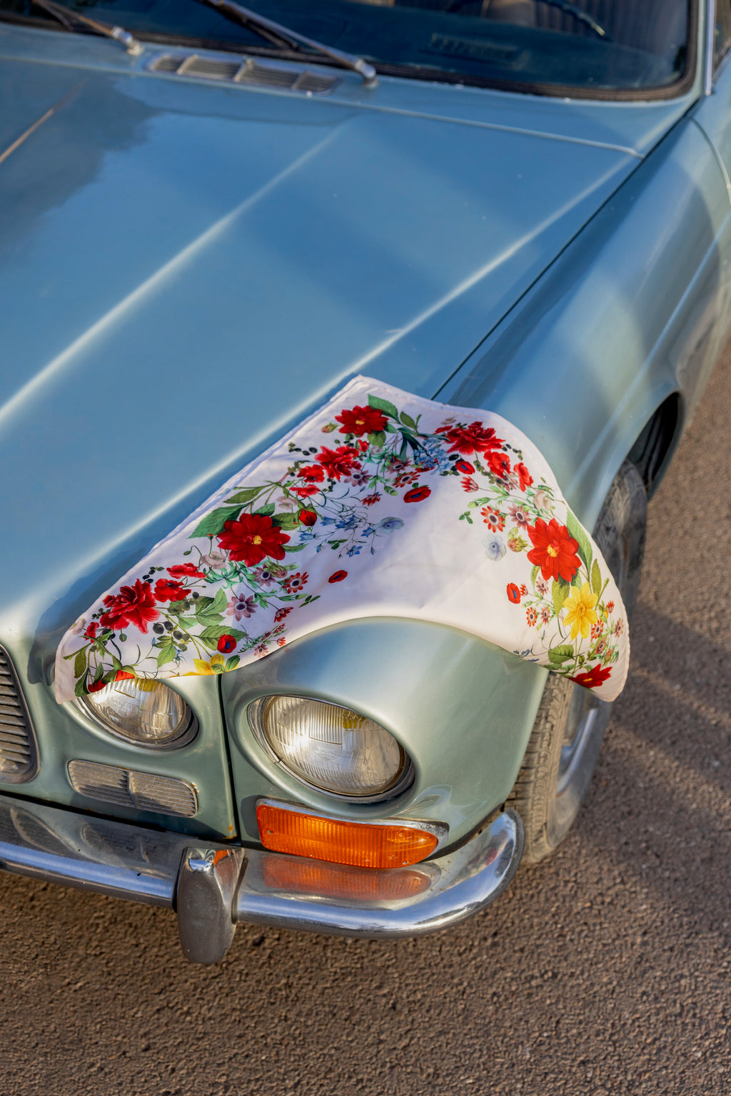 Off-white tunisian scarf